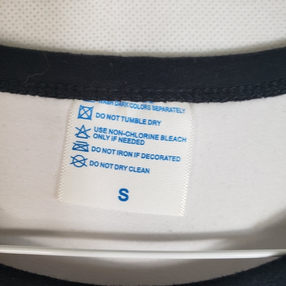 Stranger things tshirt - Picture 4 of 5